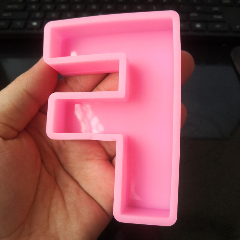 Craft Personalized Resin Art with 26 English Letters Silicone Moulds Candles Moulds