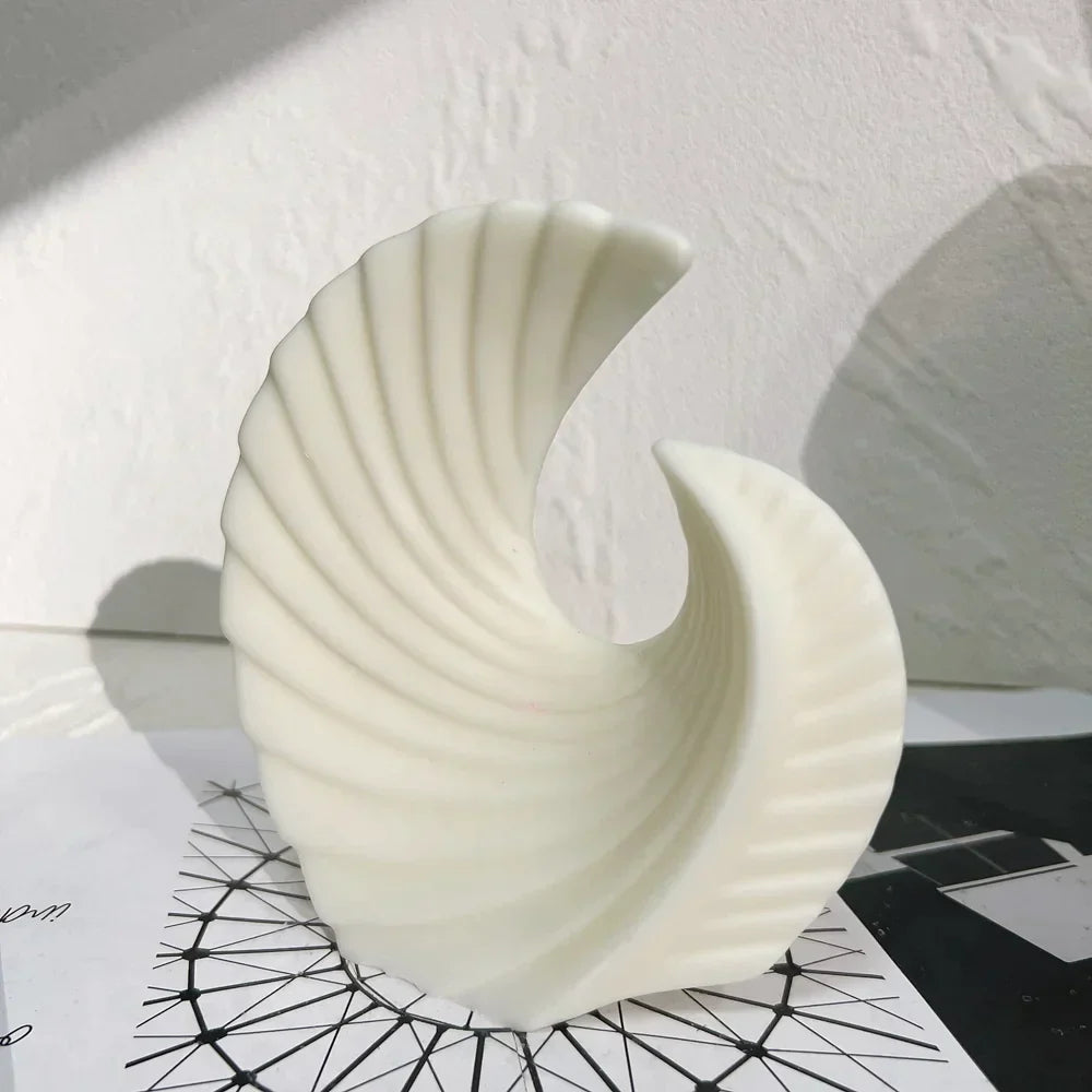 Aesthetic Ribbed Geometric Silicone Candle Mould