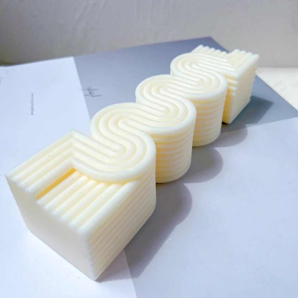Aesthetic Wave Stripped Pillar S Shape Candle Mould