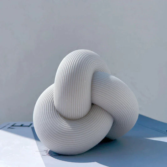 Ribbed Tube Knot Candle Mould