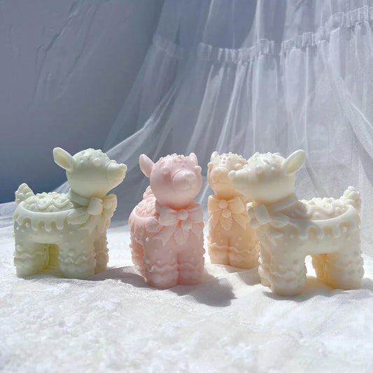 Christmas Cute Reindeer Candle Mould