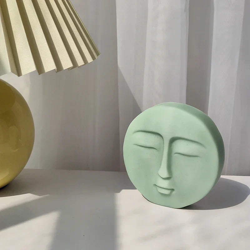 Circular Face Closed Eyes Silicone Candle Mould