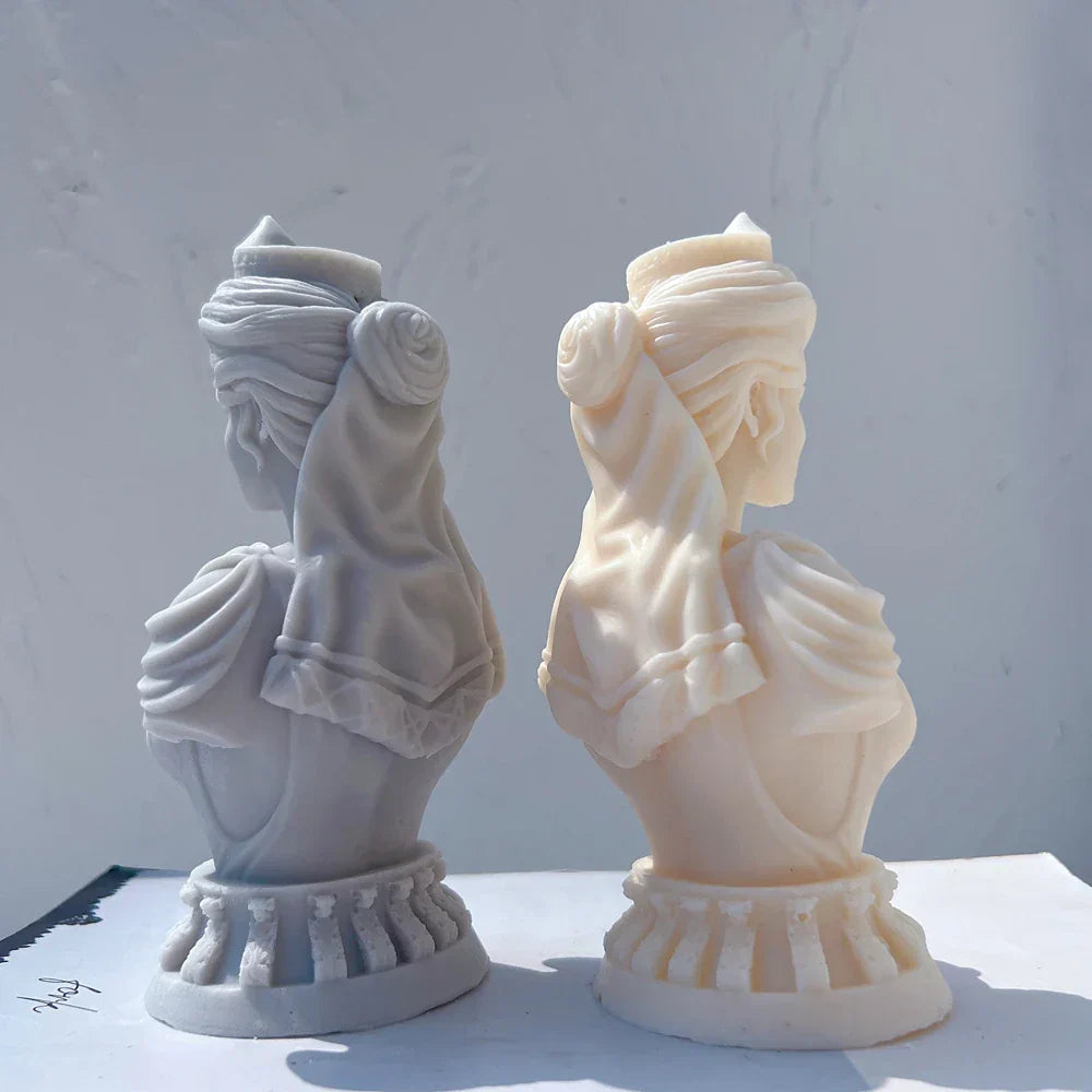 King and Queen Statue Candle Mould