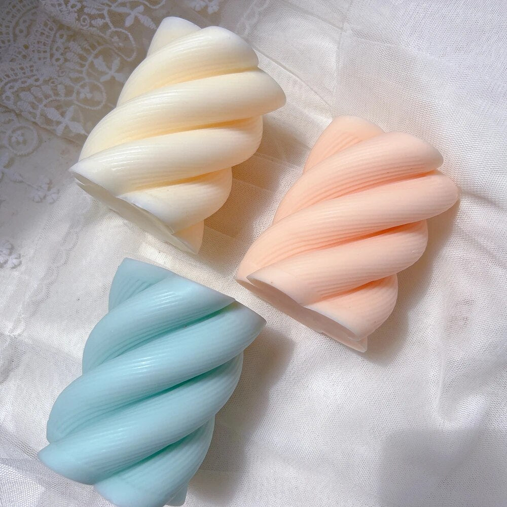 Twirl Pillar Candle Mould