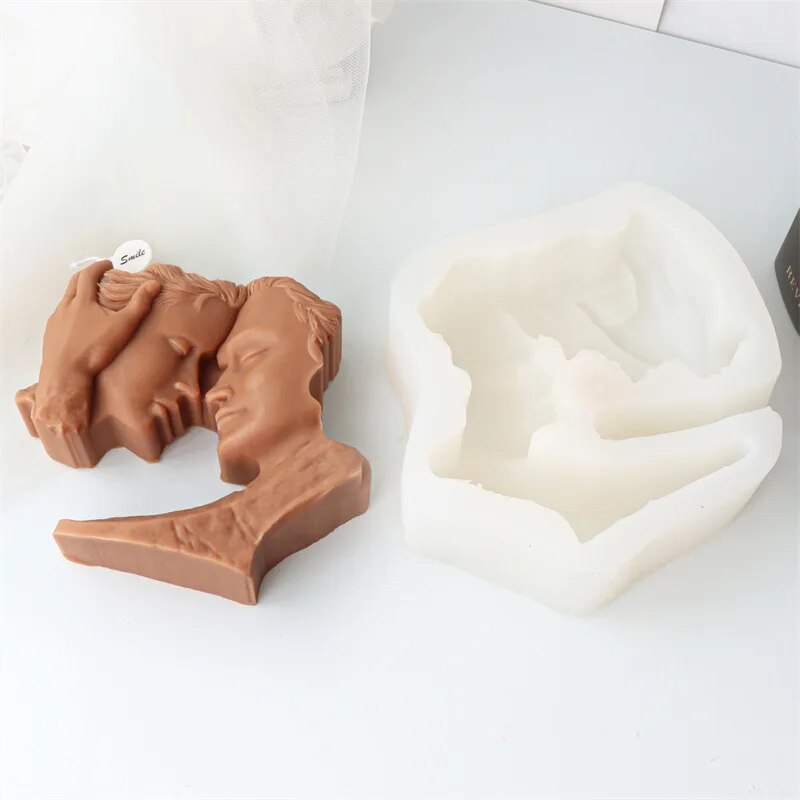 Lovers Kiss Candle Mould