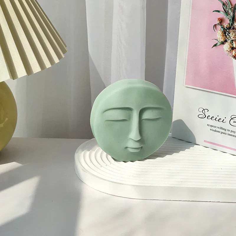 Circular Face Closed Eyes Silicone Candle Mould