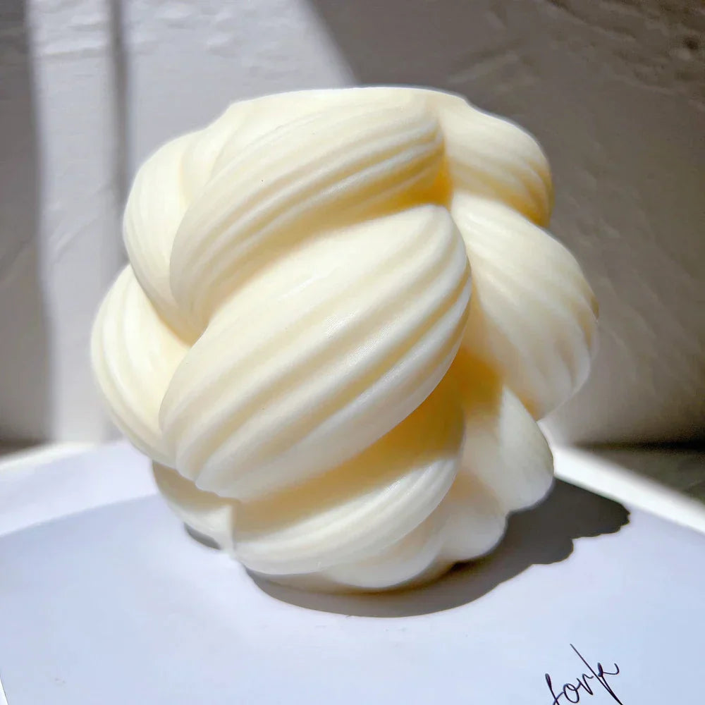 Swirl Twisted Knot Candle Moulds