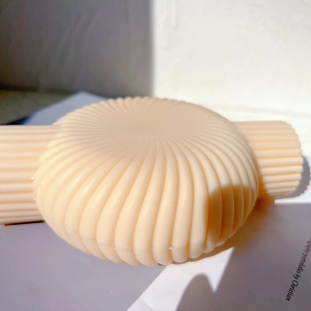 Swirl Vase Candle Mould