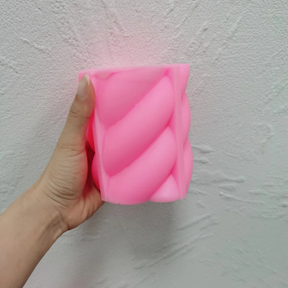 Twirl Pillar Candle Mould