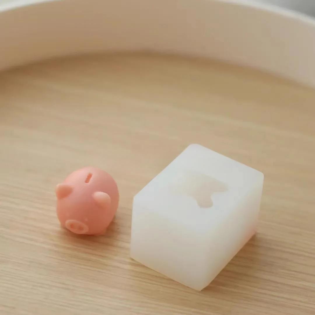 Small Piggy Bank Mould