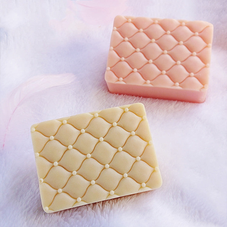 Unlock Creativity with Diamond Pattern Silicone Candle Mould Candles Moulds