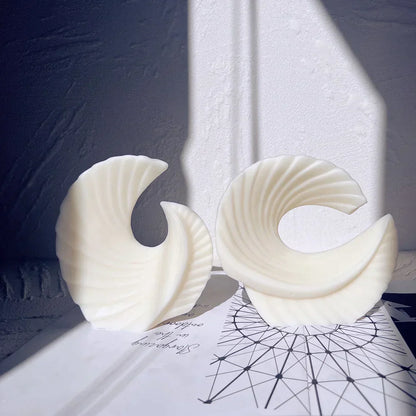 Aesthetic Ribbed Geometric Silicone Candle Mould