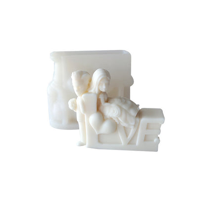 Love is in the Air: Heart Kiss Valentine's Day Candle Mould Candles Moulds