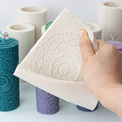 Cylinderical Relief Pattern Candle Mould Silicone