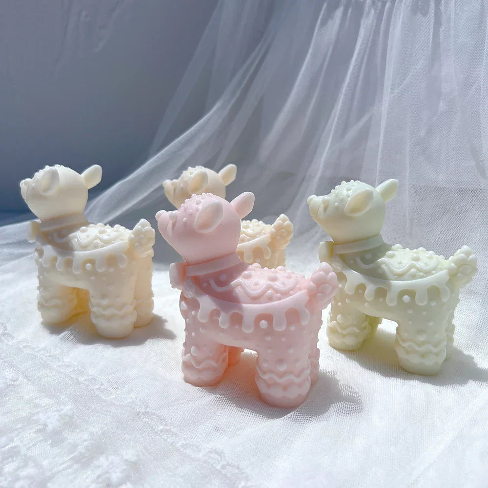 Christmas Cute Reindeer Candle Mould